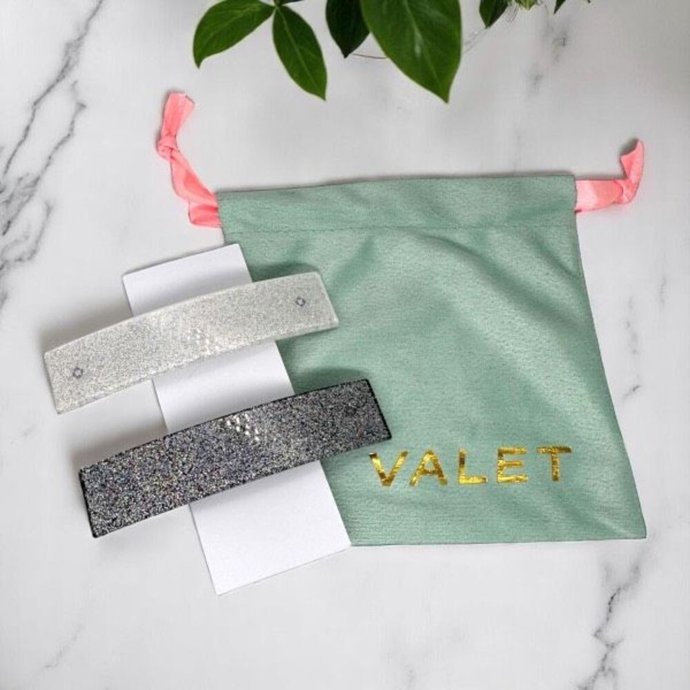 NWT Valet‎ Studio Minnie Clips Silver White glittery  glitter metallic